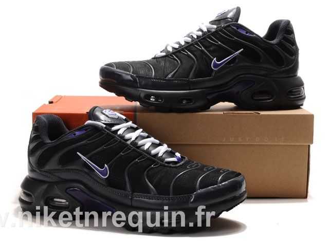 air tn fond noir face noire (1)
